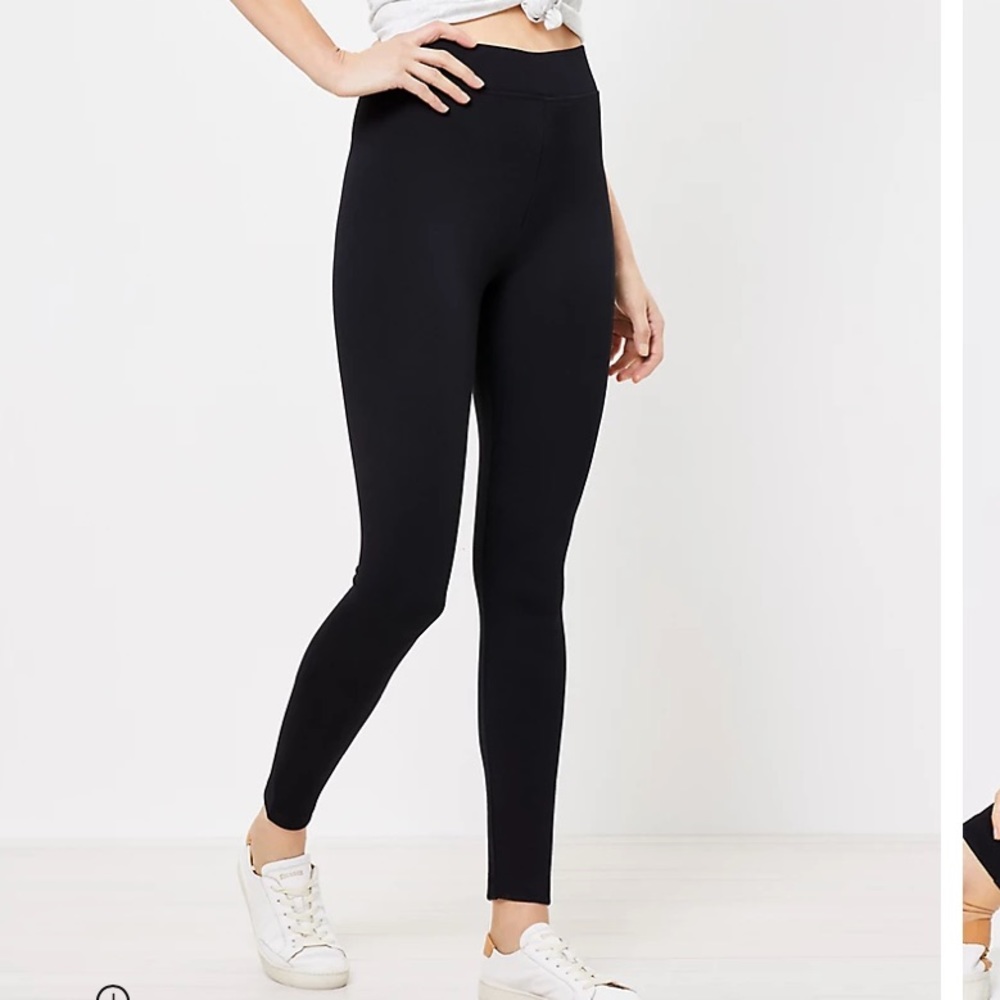 Lou & Grey black ponte leggings size S
